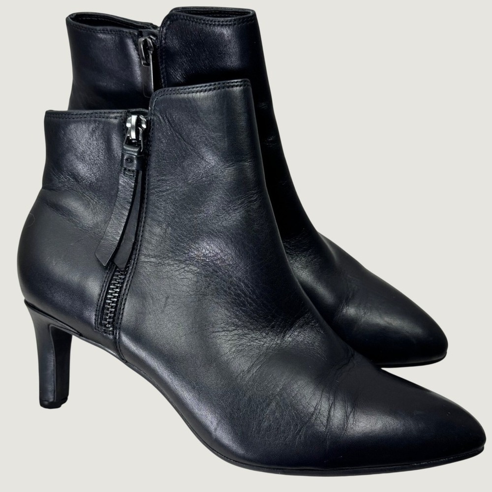 Clarks Calla Blossom Ankle Boots Women 7.5 Black Leather Zip Pointed Toe